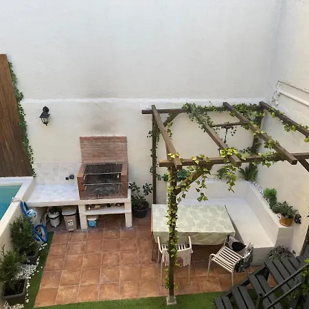 Primer Piso Junto Al Rio Y Castillo 아파트 폰페라다