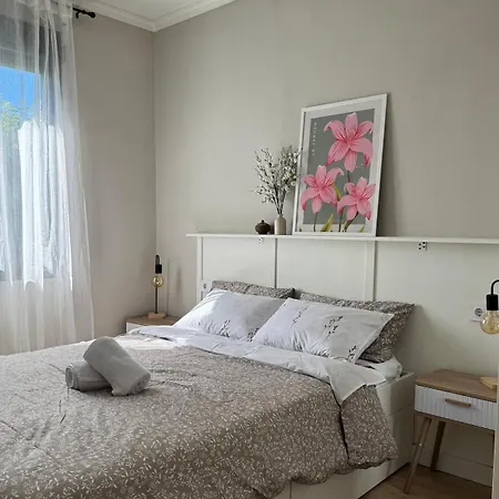 Primer Piso Junto Al Rio Y Castillo 아파트