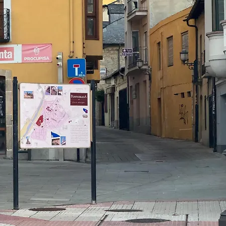 Primer Piso Junto Al Rio Y Castillo 폰페라다
